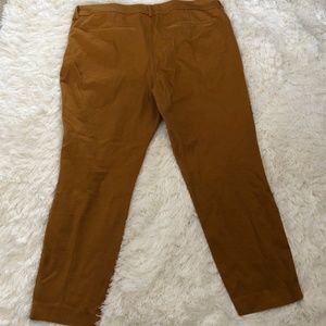 OLD NAVY PIXIE PANTS 16 PLUS BROWN GOLD